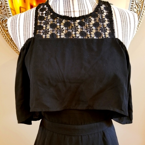 Francesca Black Eyelet Layered Sleeveless Dress - Picture 4 of 10